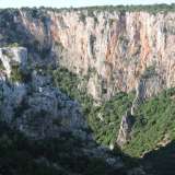 ...parliamo della Gravina di Laterza, imponente incisione carsica situata nel territorio del comune omonimo, in provincia di Taranto